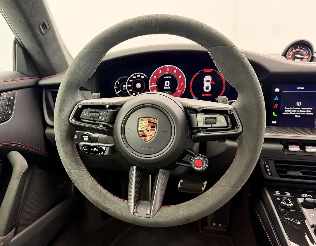 Porsche 911 T-Hybrid Carrera GTS Coupe - Thumbnail 8