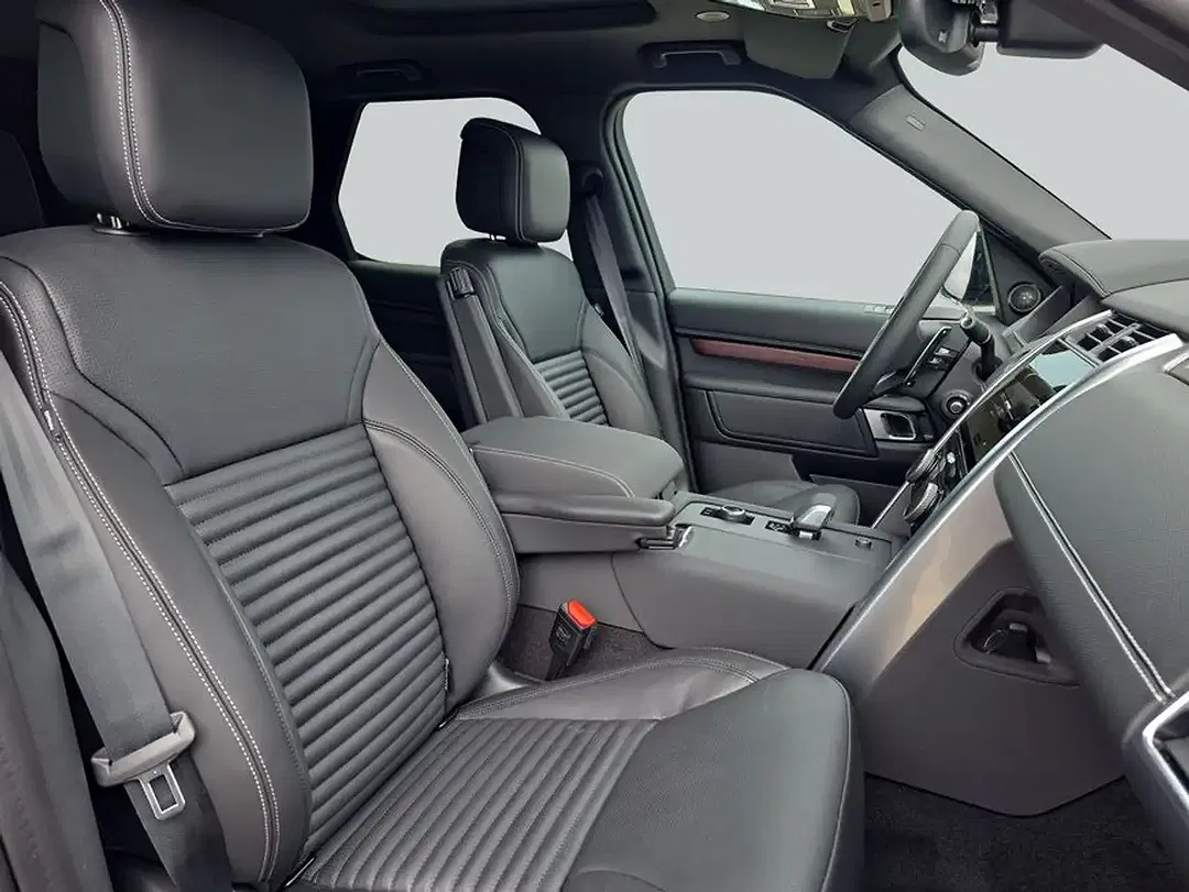Land Rover Discovery D250 Dynamic SE - Thumbnail 3