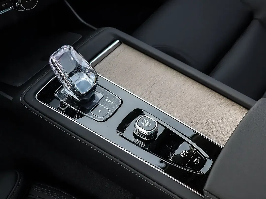 Volvo XC90 T8 PHEV AWD Ultra - Thumbnail 10