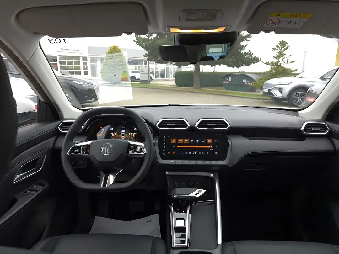 MG ZS Hybrid+ Luxury - Thumbnail 13