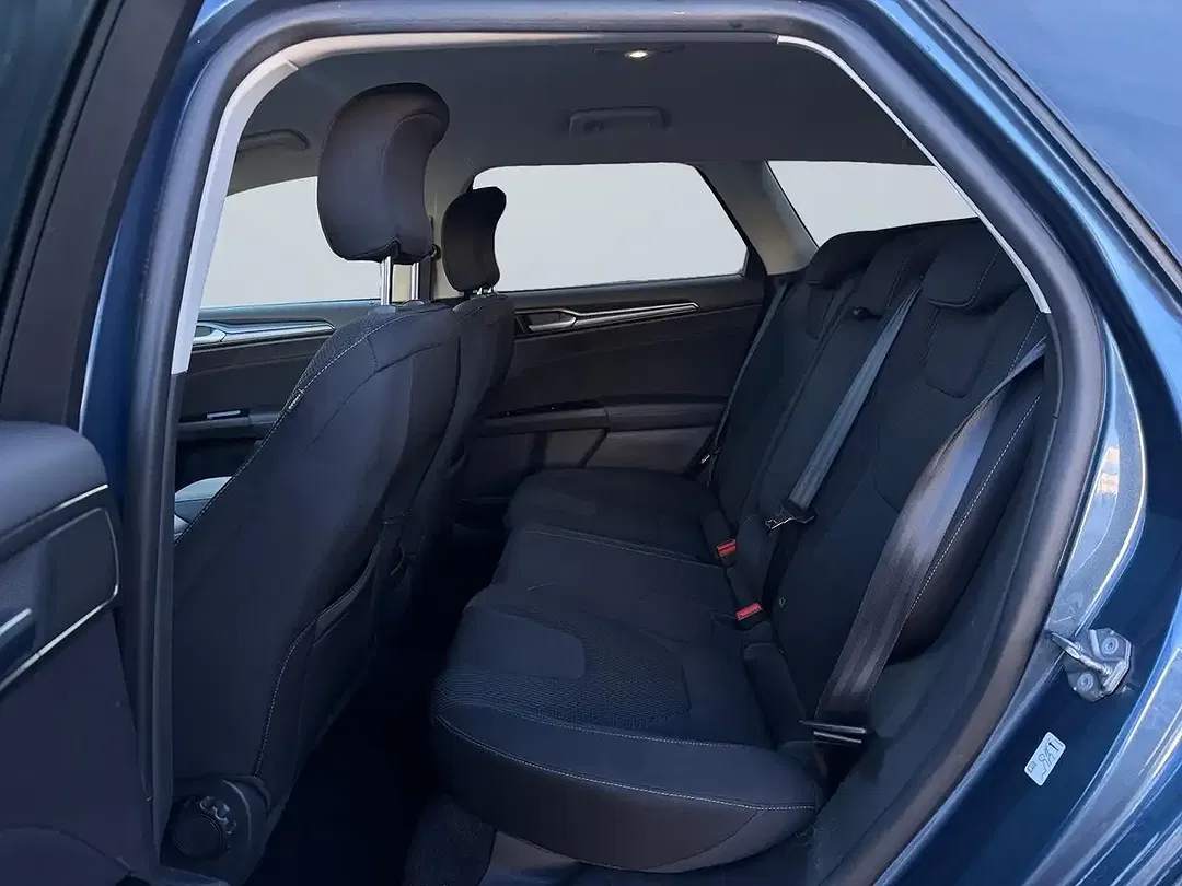 Ford Mondeo AUT Titanium - Thumbnail 11