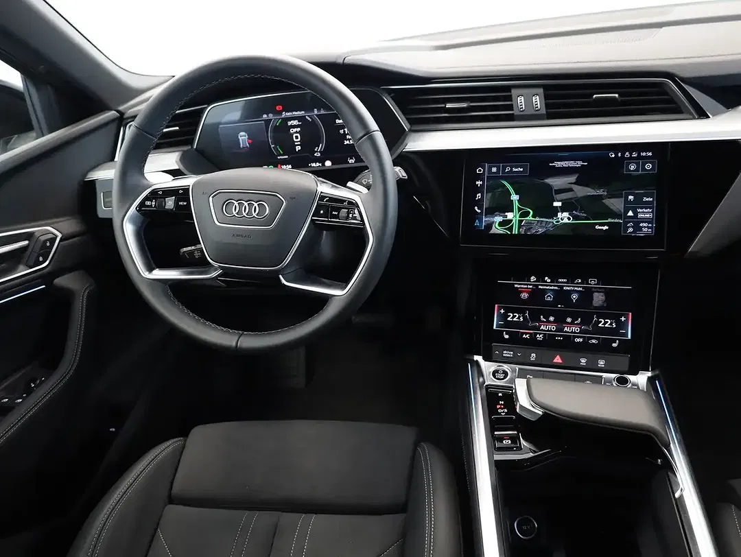 Audi Q8 50 e-tron quattro - foto 15