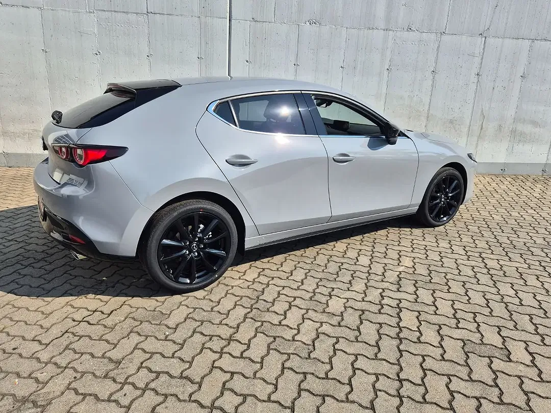 Mazda 3 2.5 6MT Homura - Thumbnail 3