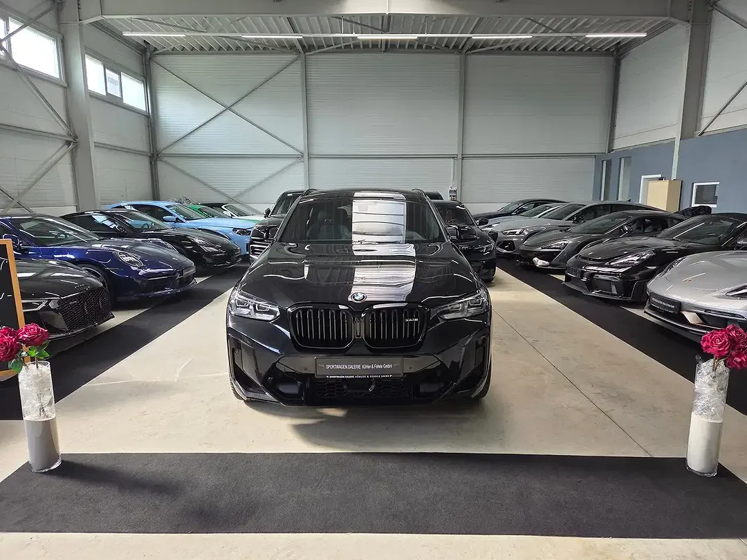 BMW X4 M Competition - Thumbnail 1