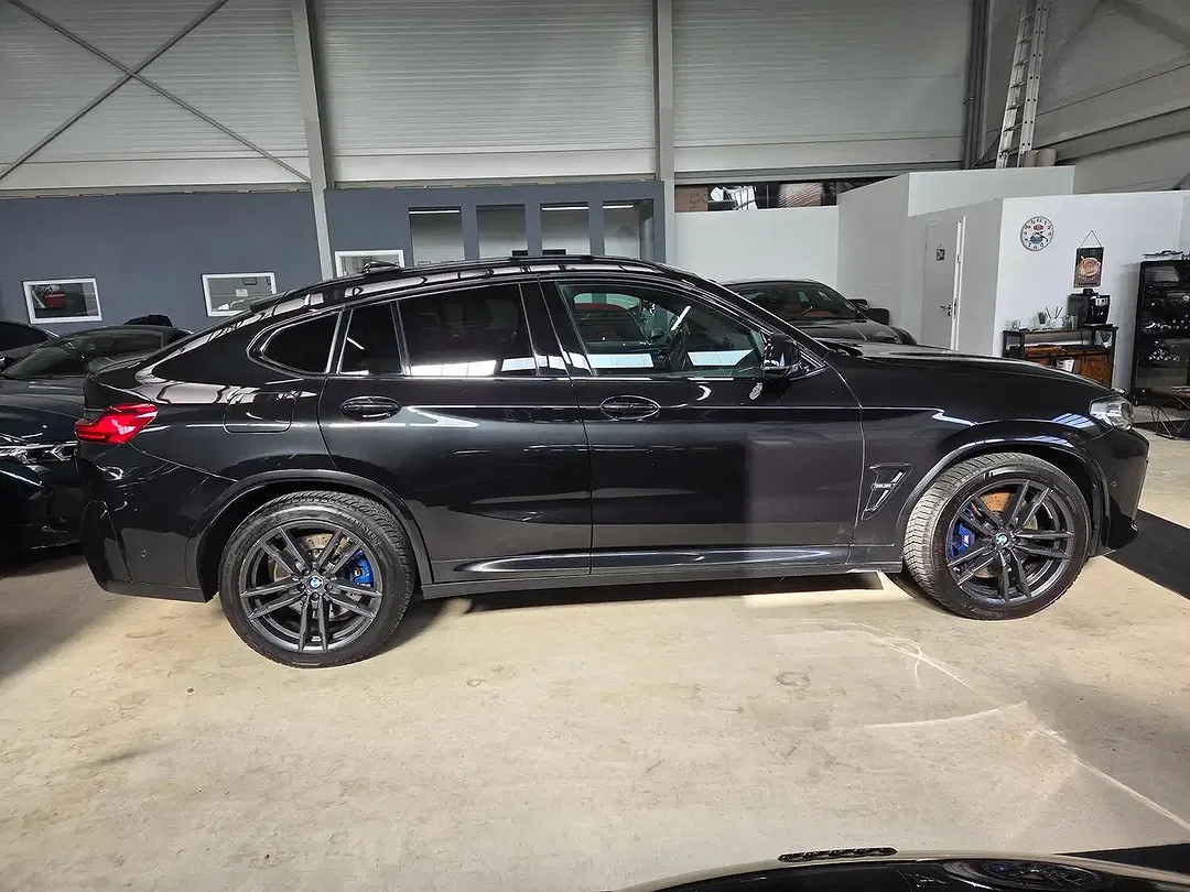 BMW X4 M Competition - Thumbnail 9