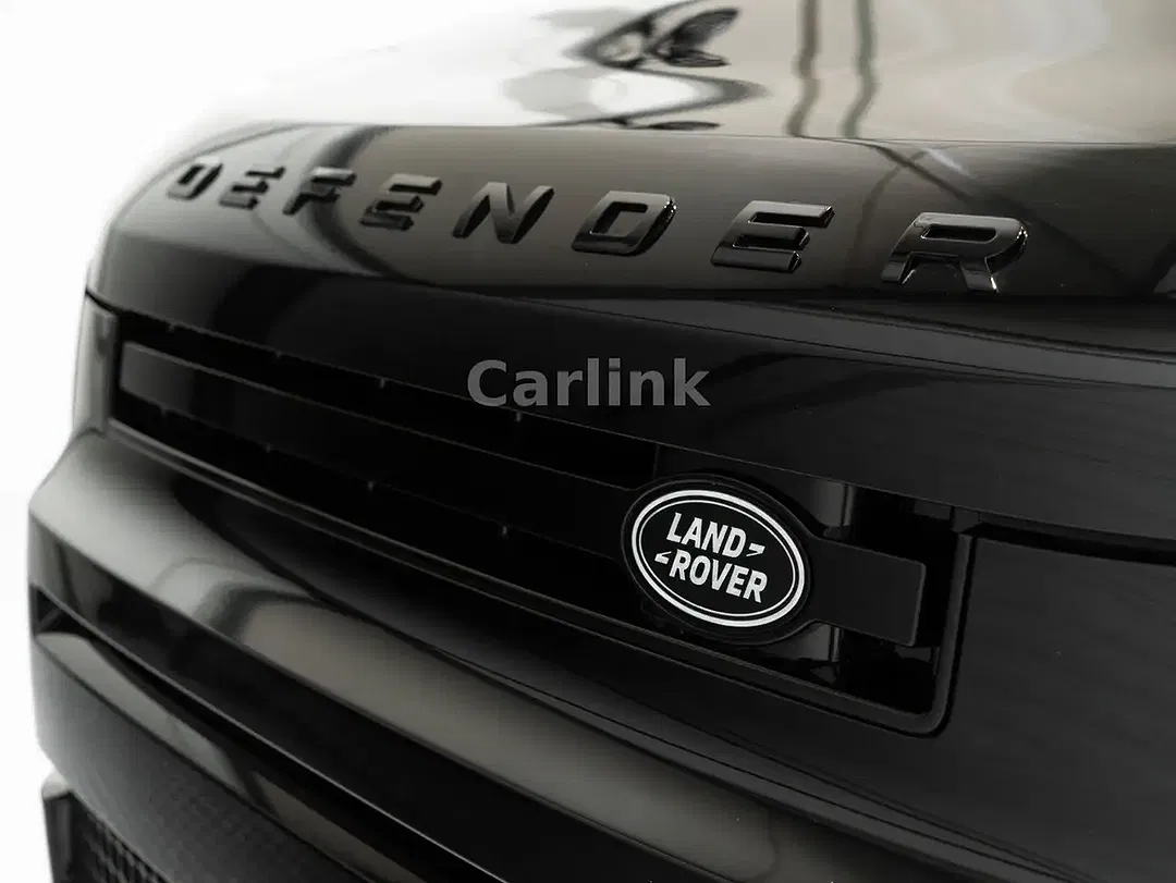 Land Rover Defender P300e PHEV X 110 - Thumbnail 11