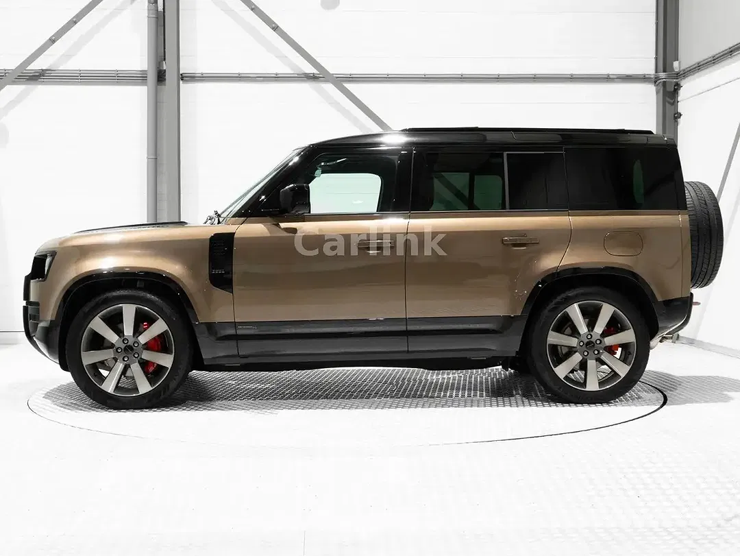 Land Rover Defender P300e PHEV X 110 - foto 2