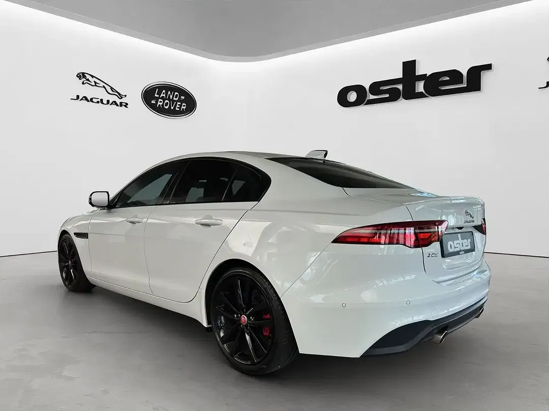 Jaguar XE P250 HSE - Thumbnail 7