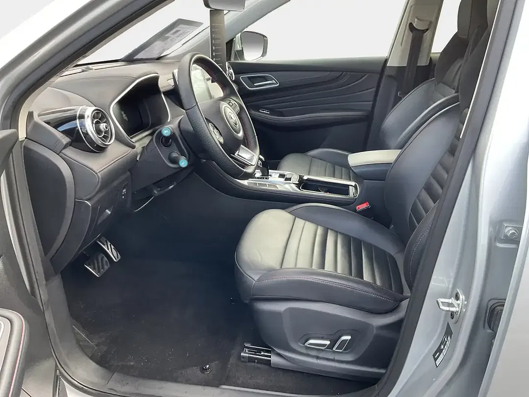 MG HS Luxury - Thumbnail 8