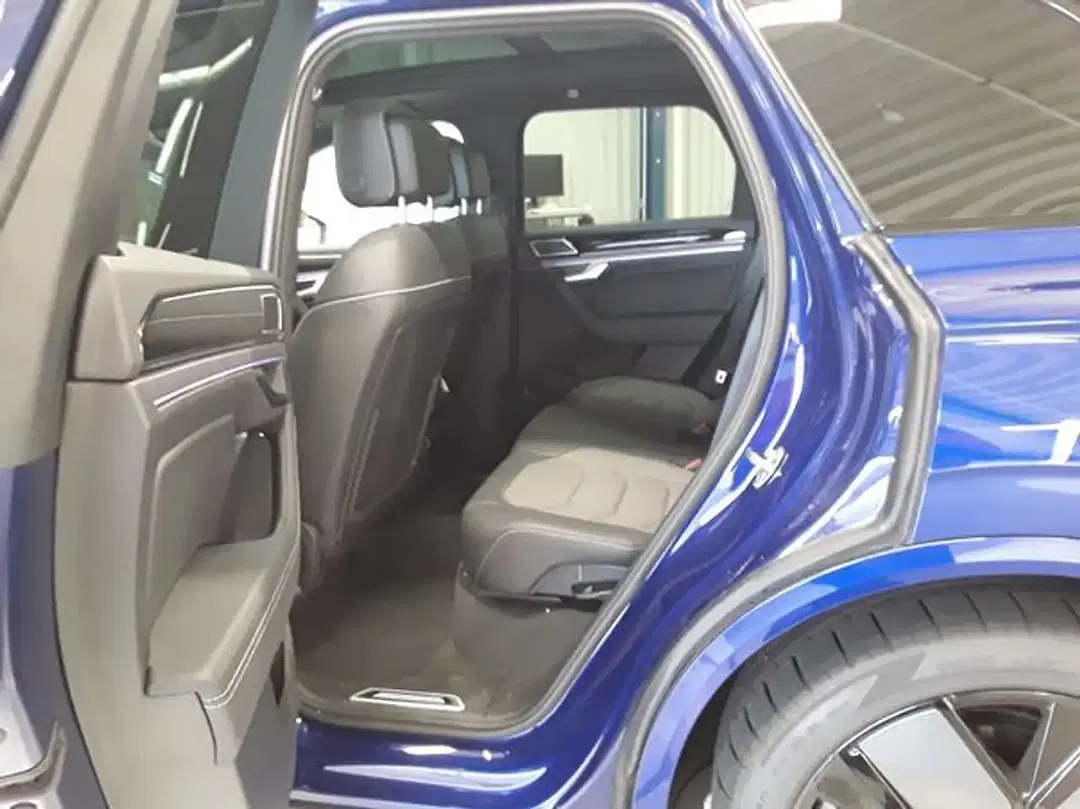 Volkswagen Touareg 3.0 V6 TDI 4Motion R-Line - Thumbnail 6