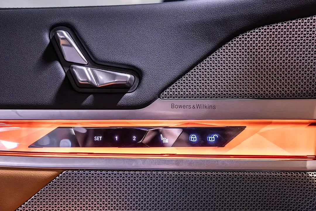 BMW i7 eDrive M Sport Pro - Thumbnail 6