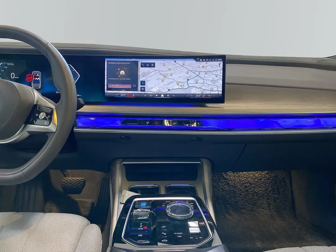 BMW i7 xDrive - Thumbnail 7