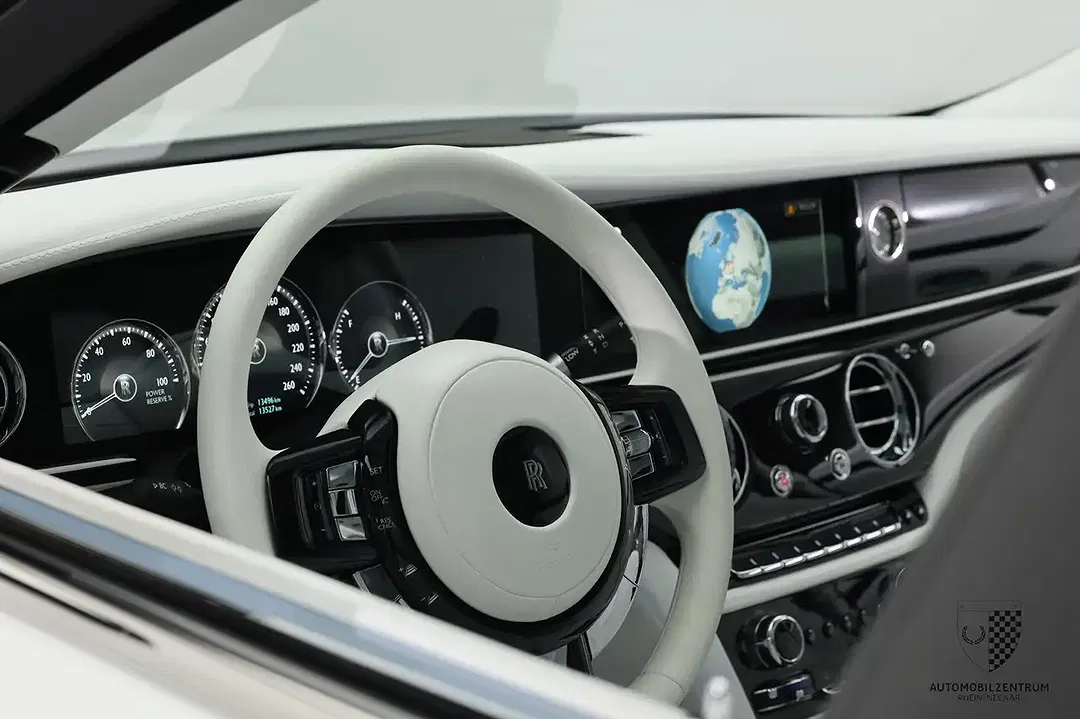 Rolls-Royce Ghost - foto 15