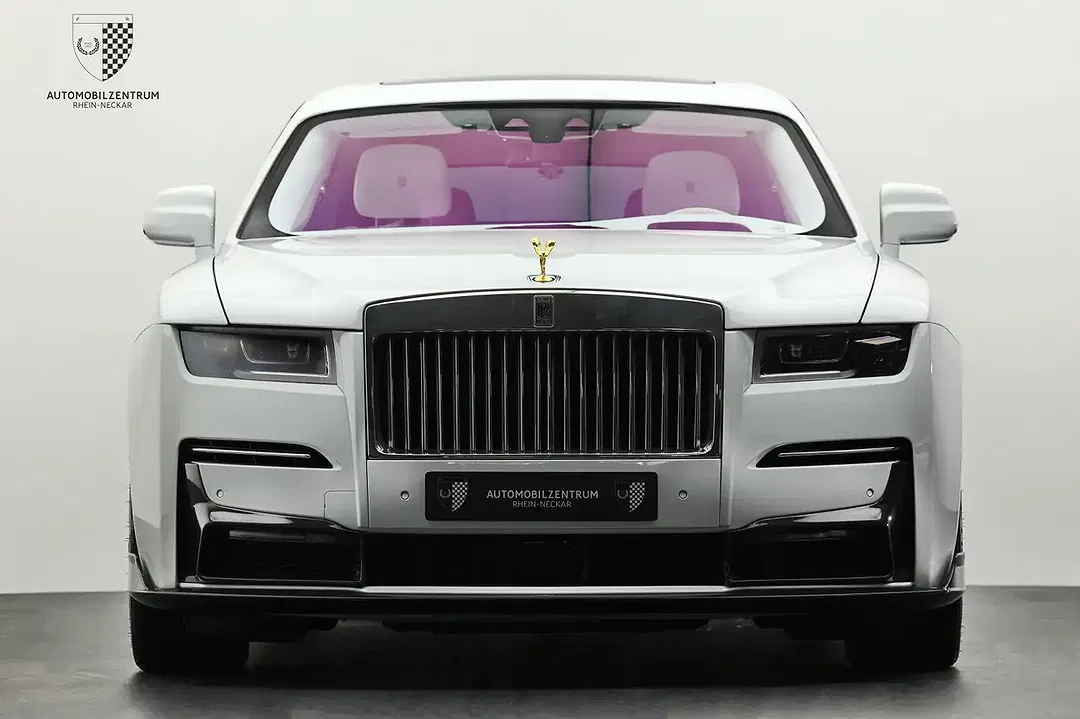 Rolls-Royce Ghost - Thumbnail 3
