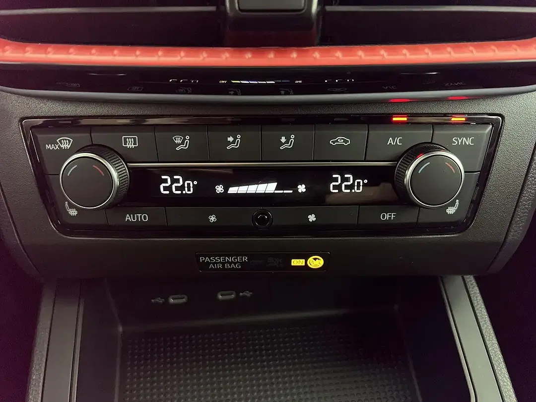 SEAT Ibiza 1.0 TSI FR - Thumbnail 14