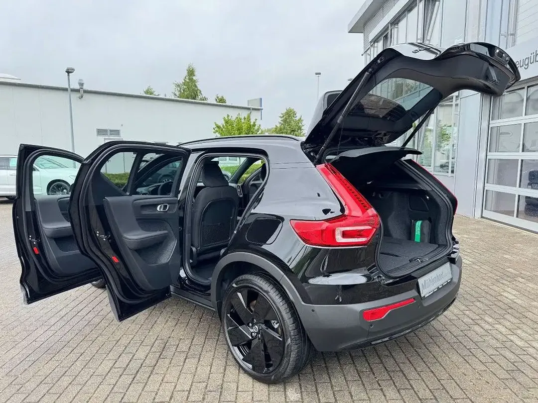 Volvo EX40 AWD Twin Motor Edition Plus - Thumbnail 10