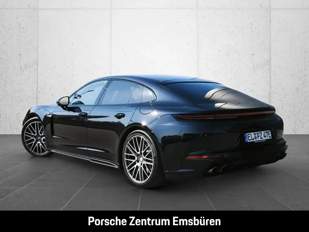 Porsche Panamera E-Hybrid 4 - Thumbnail 3