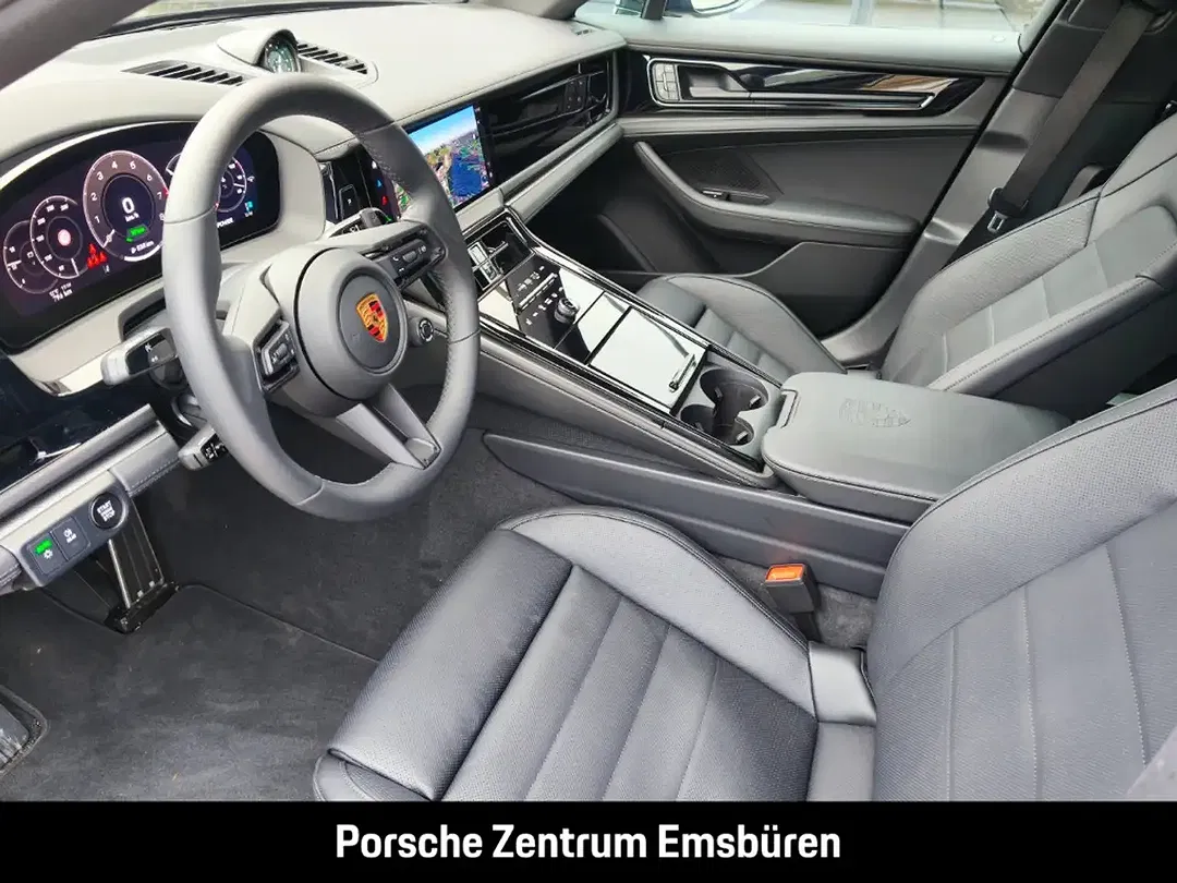 Porsche Panamera E-Hybrid 4 - Thumbnail 4