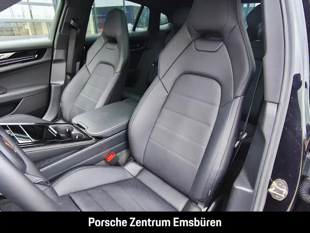 Porsche Panamera E-Hybrid 4 - Thumbnail 5