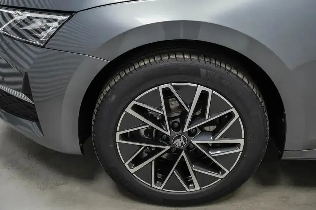 Skoda Octavia 1.5 TSI MHEV DSG Combi Selection - Thumbnail 5