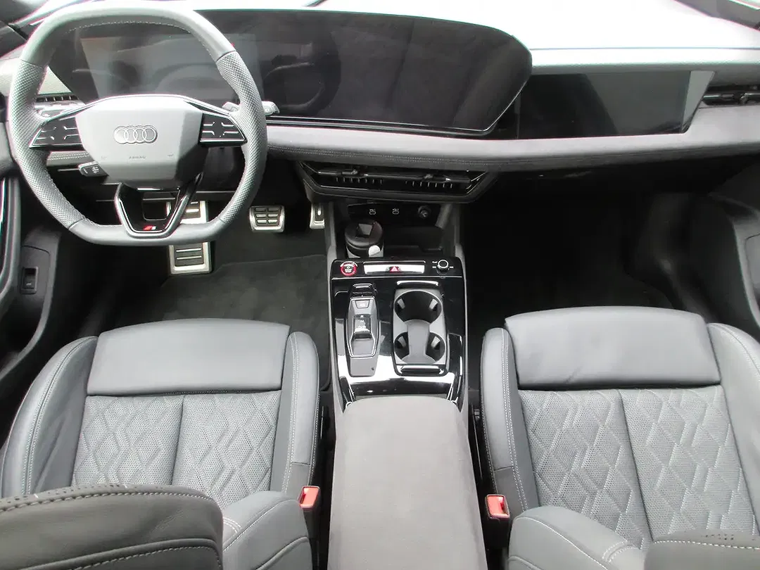 Audi S6 e-tron - Thumbnail 6