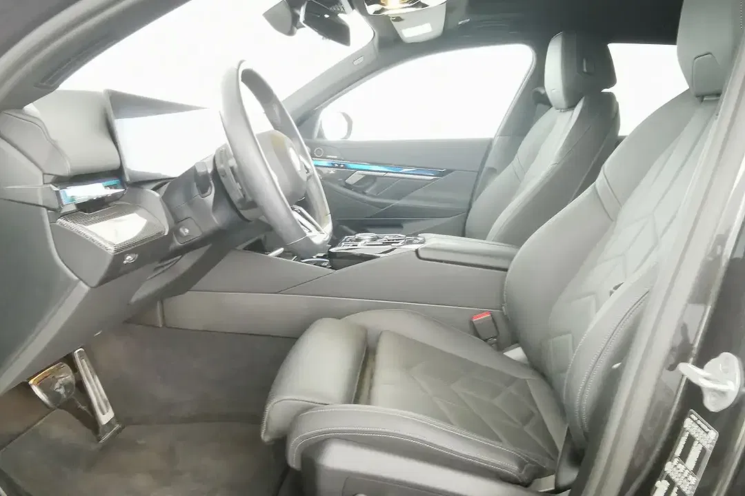 BMW 520 M Sport - Thumbnail 8