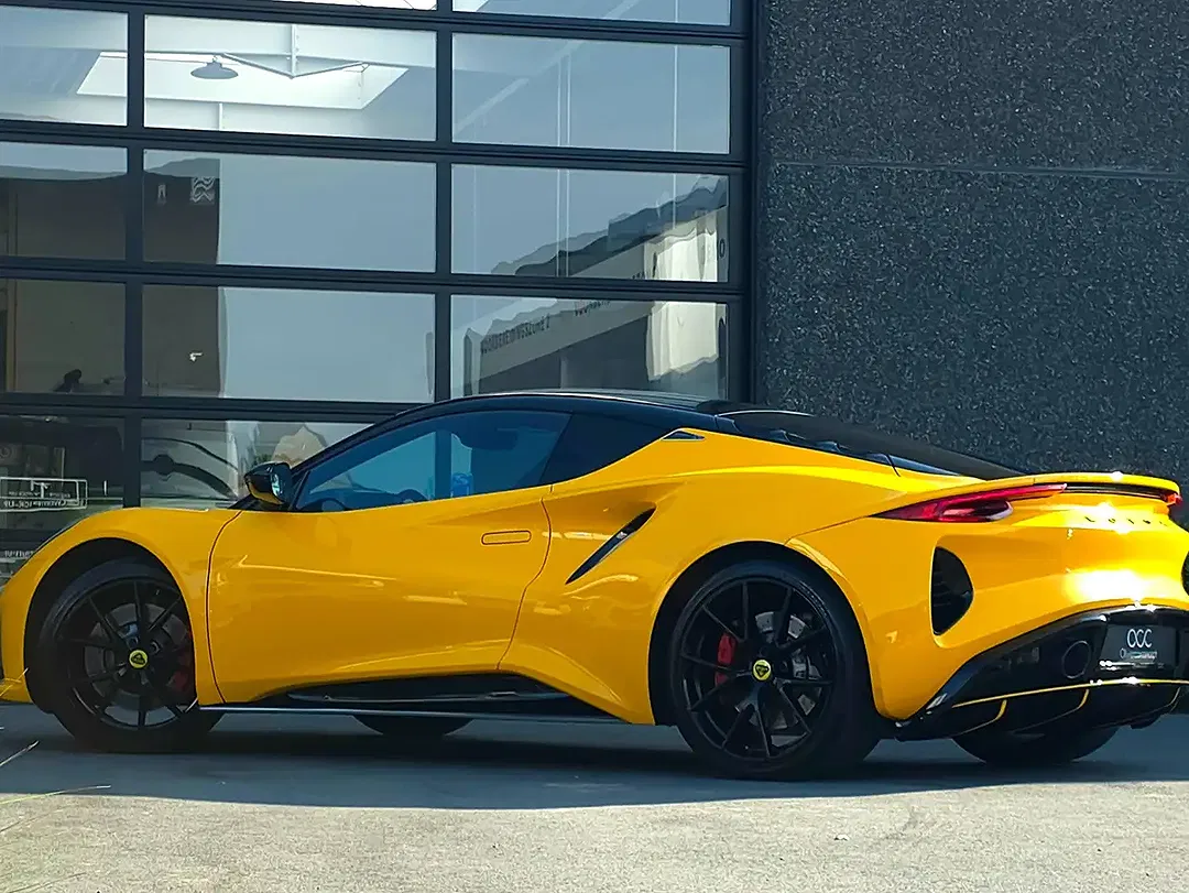 Lotus Emira 2.0 i4 Turbo First Edition - Thumbnail 18
