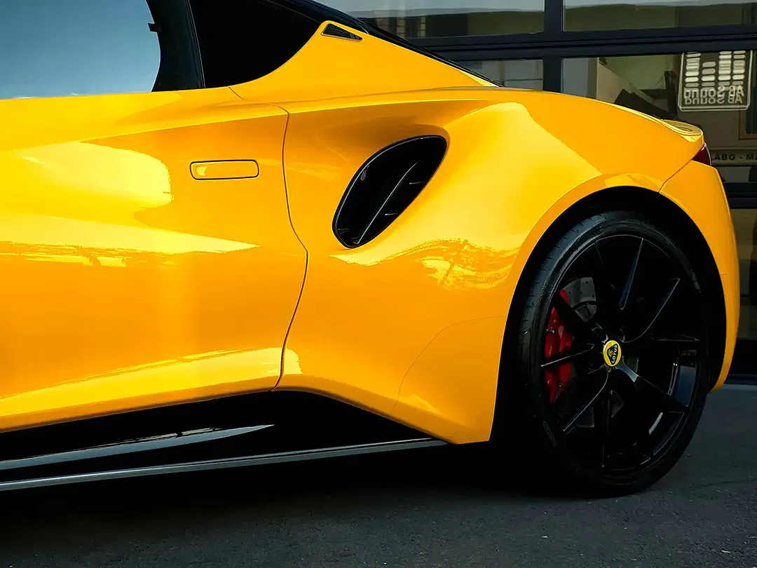 Lotus Emira 2.0 i4 Turbo First Edition - Thumbnail 7