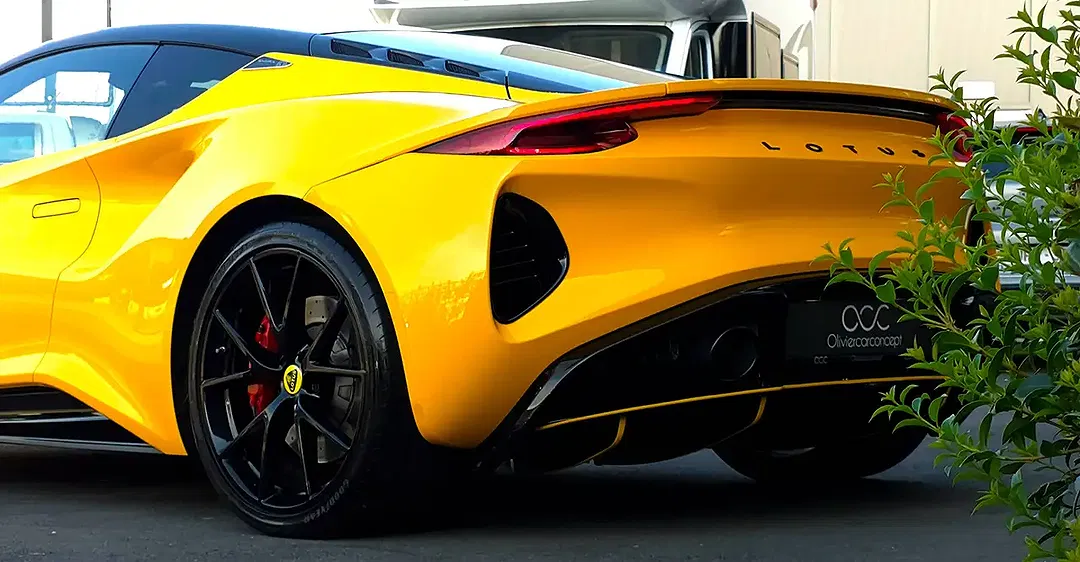 Lotus Emira 2.0 i4 Turbo First Edition - Thumbnail 9