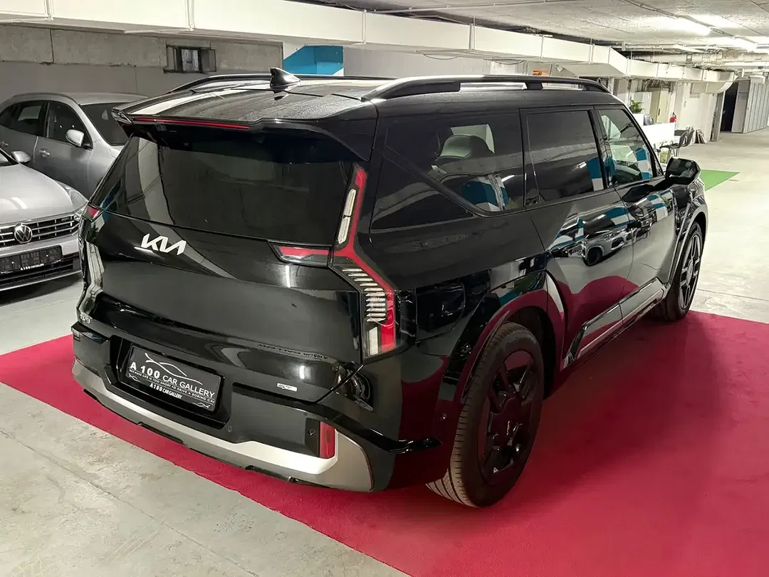 Kia EV9 GT-Line Launch - Thumbnail 3