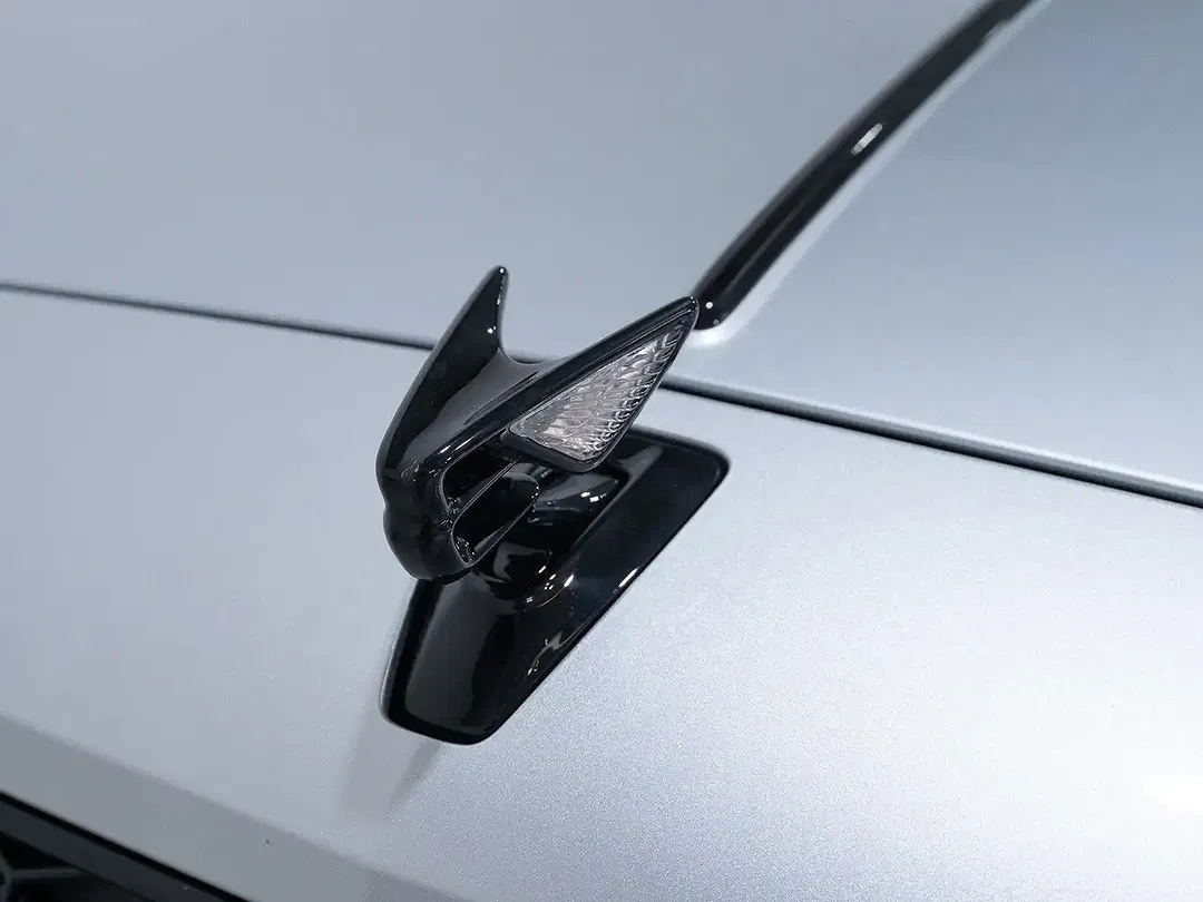 Bentley Flying Spur 4.0 V8 Hybrid - Thumbnail 11