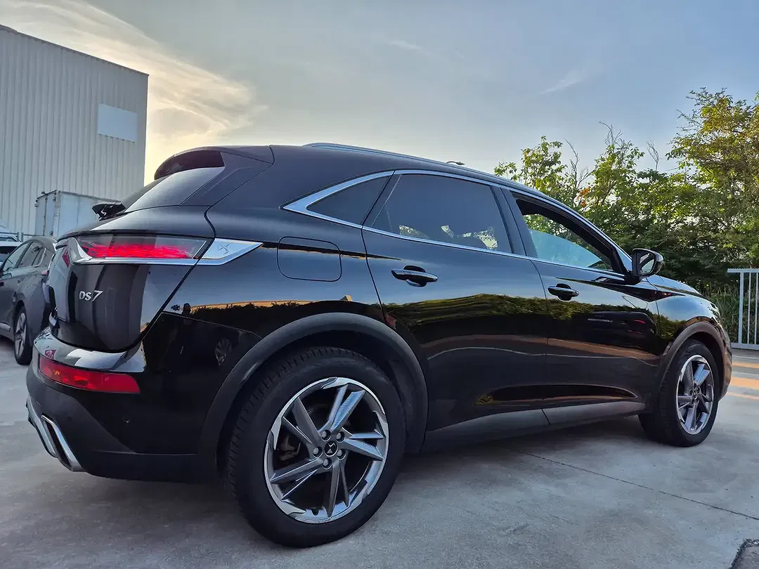 DS Automobiles DS 7 Crossback - Thumbnail 12