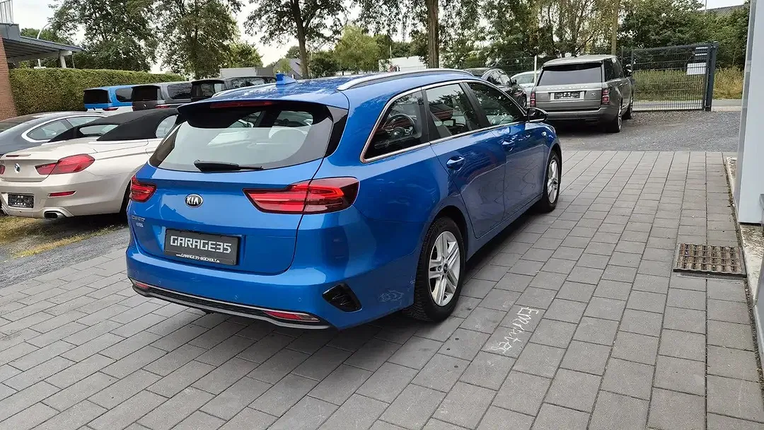 Kia Ceed SW / cee'd SW 1.6 CRDi Vision - Thumbnail 4