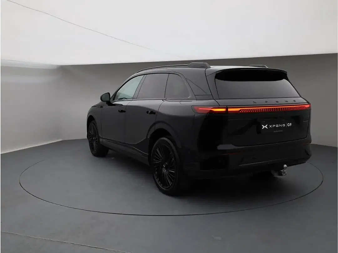 Xpeng G9 AWD Performance MY2025 - Thumbnail 4