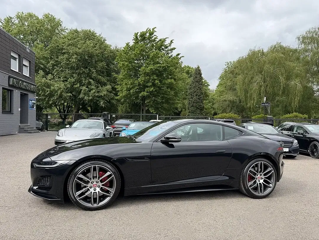 Jaguar F-Type P300 R-Dynamic - Thumbnail 10