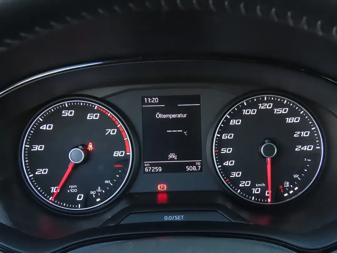 SEAT Arona 1.0 TSI - Thumbnail 9