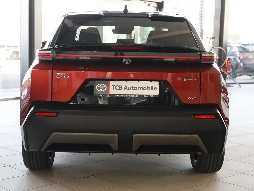 Toyota C-HR 4x4 Lounge - Thumbnail 3