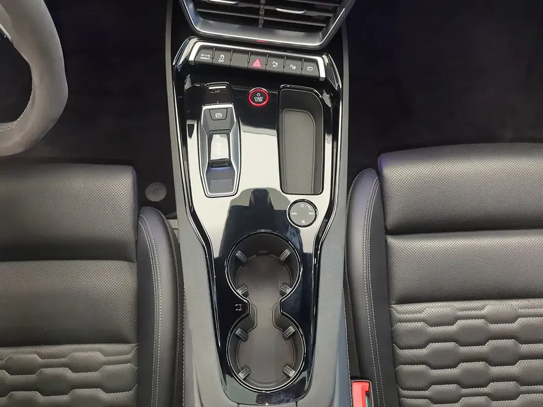 Audi RS e-tron GT quattro - Thumbnail 12