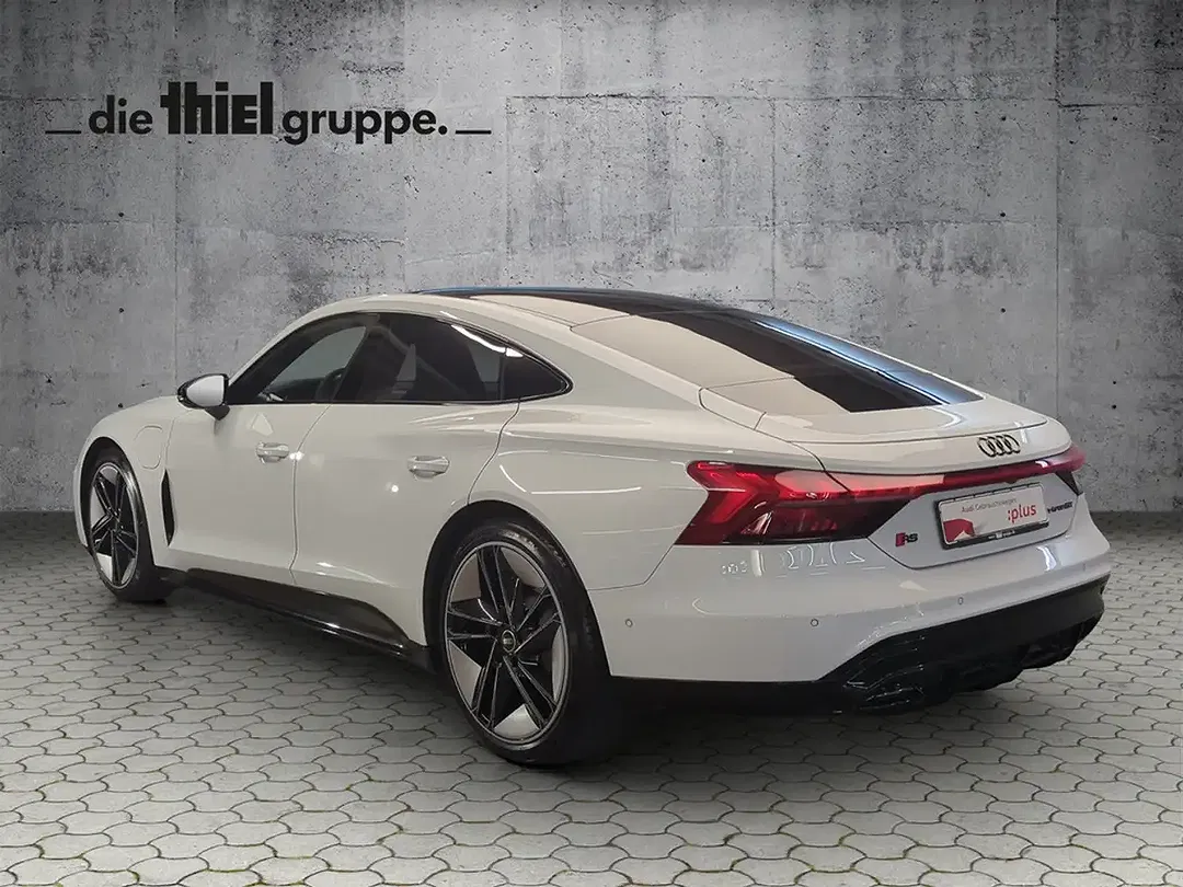 Audi RS e-tron GT quattro - Thumbnail 5