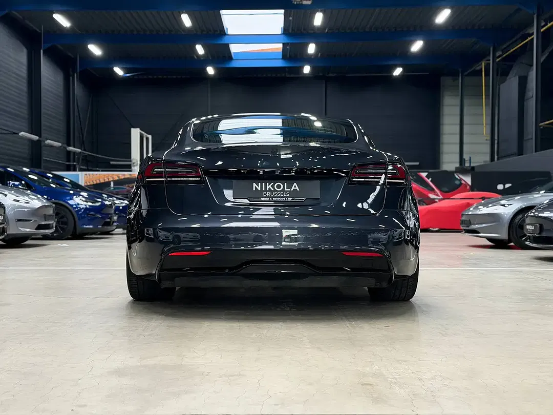 Tesla Model S Long Range Active - Thumbnail 3