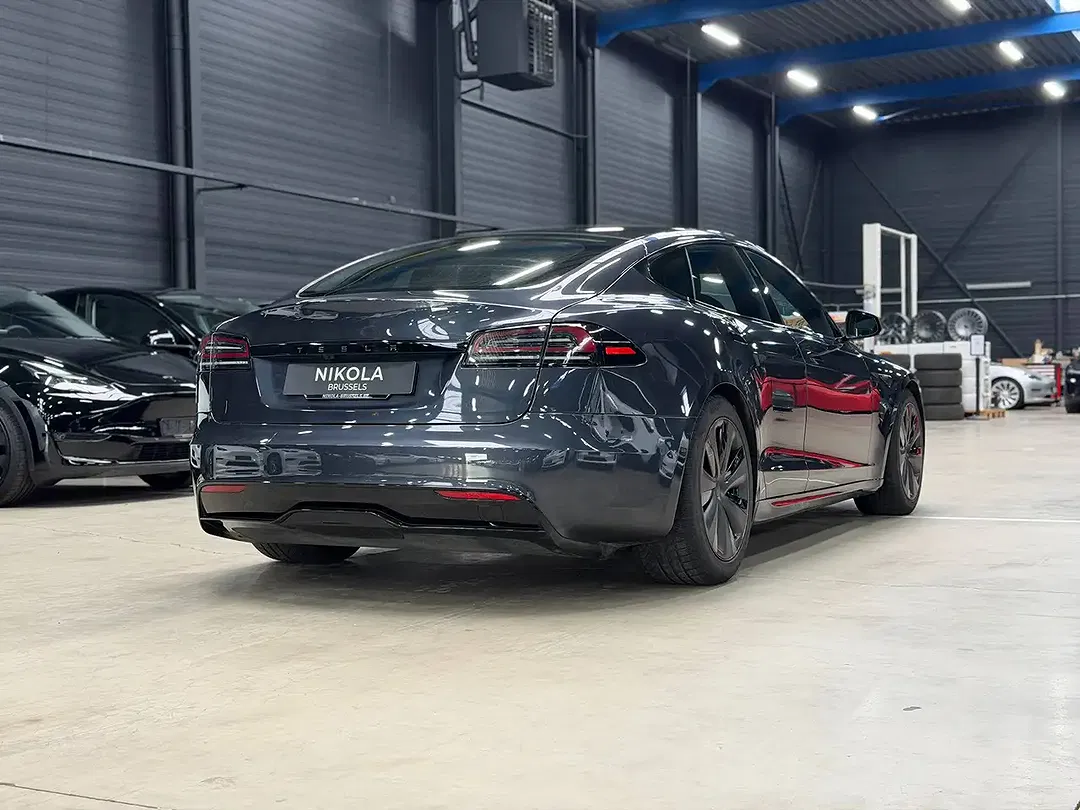 Tesla Model S Long Range Active - Thumbnail 4