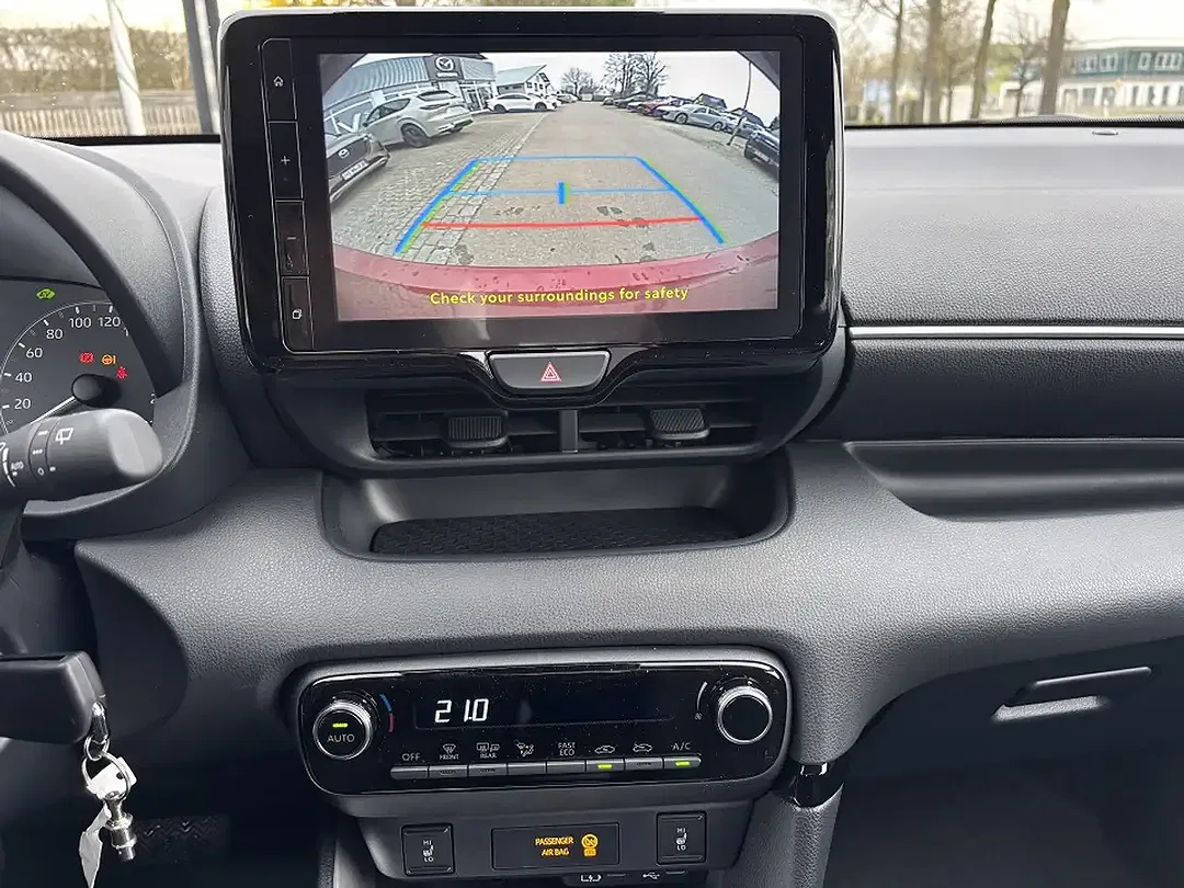 Mazda 2 VVT-i CVT Hybrid Centre-Line - Thumbnail 12