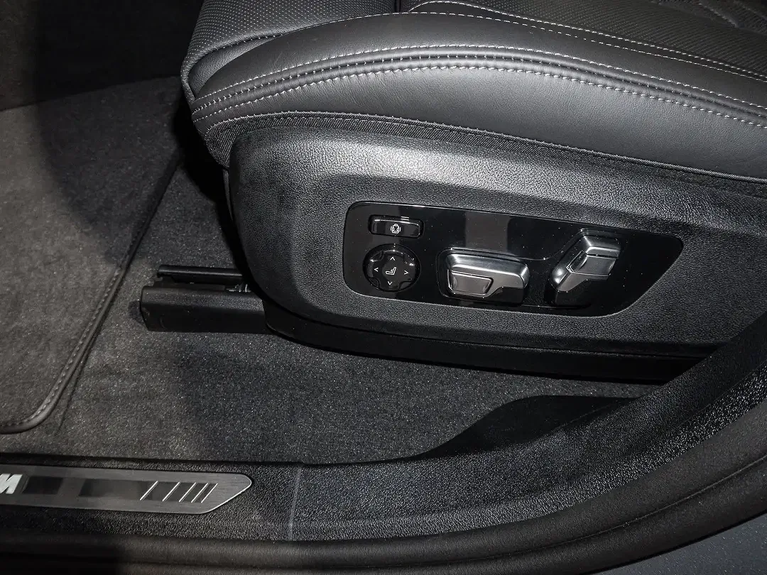 BMW X6 xDrive M Sport Pro - Thumbnail 12