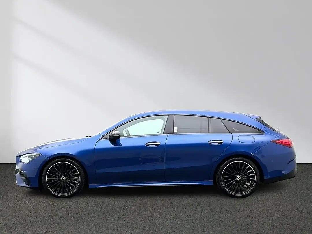 Mercedes-Benz CLA 200 AMG Night - Thumbnail 2
