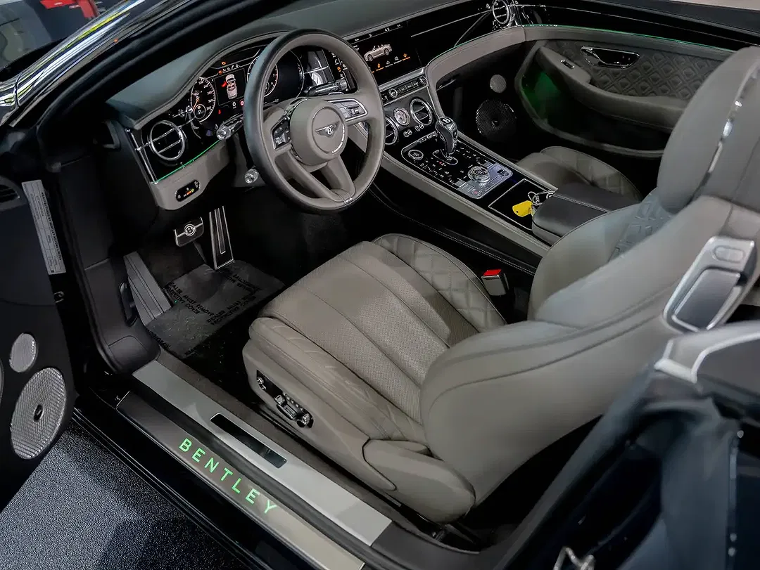 Bentley Continental GTC 4.0 V8 Mulliner - Thumbnail 10