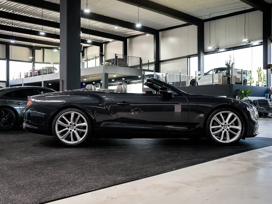 Bentley Continental GTC 4.0 V8 Mulliner - Thumbnail 5