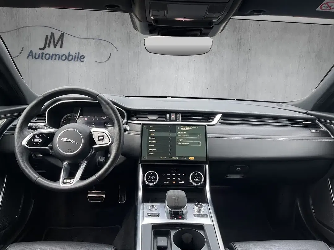 Jaguar XF R-Dynamic - Thumbnail 12