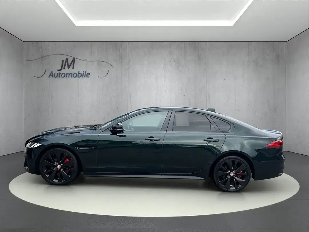 Jaguar XF R-Dynamic - Thumbnail 4
