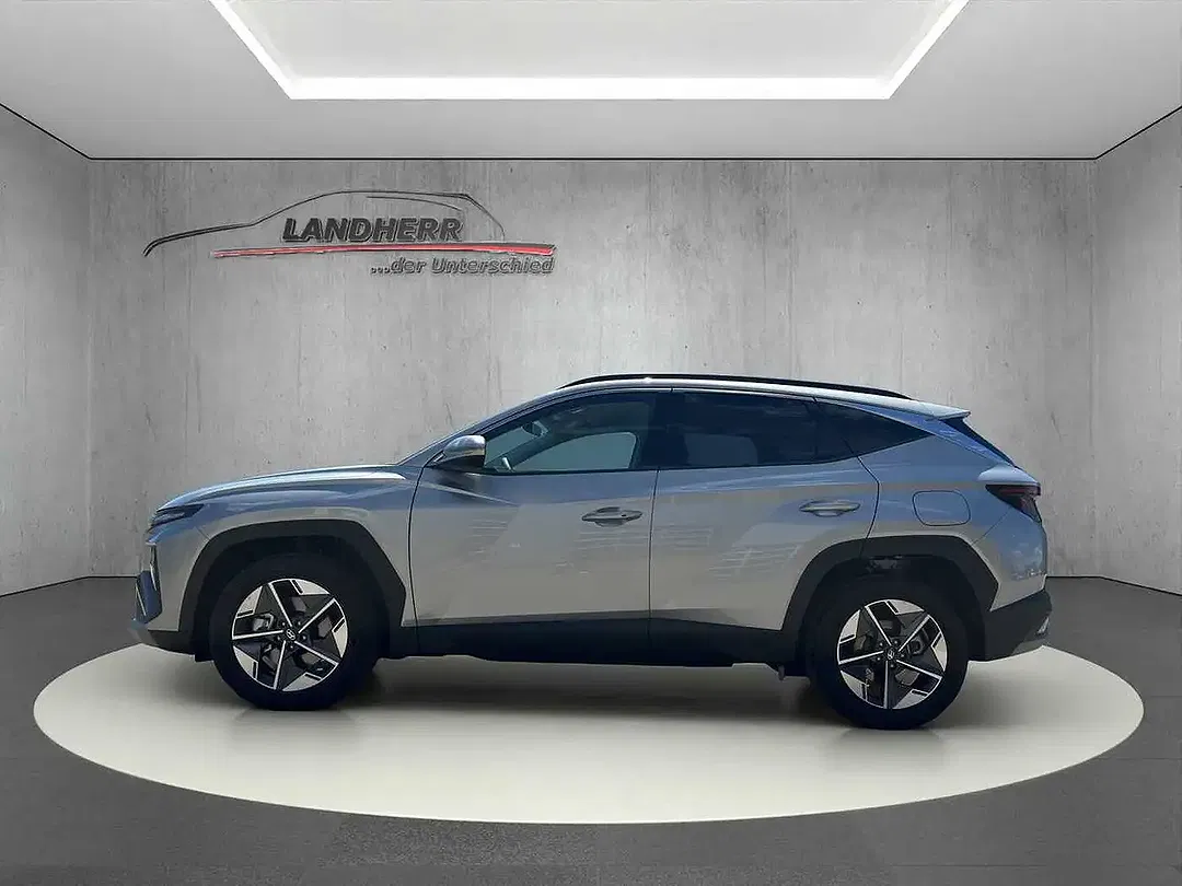 Hyundai TUCSON 1.6 Trend - Thumbnail 2