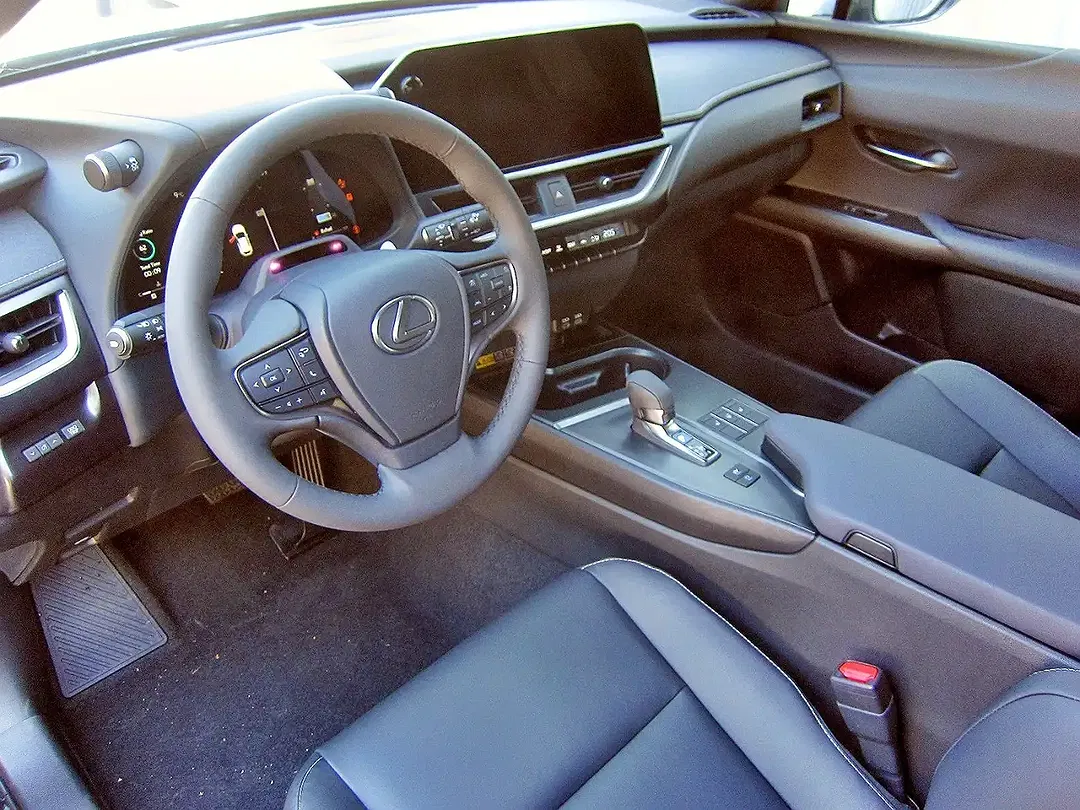 Lexus UX 300h F SPORT Design - Thumbnail 9